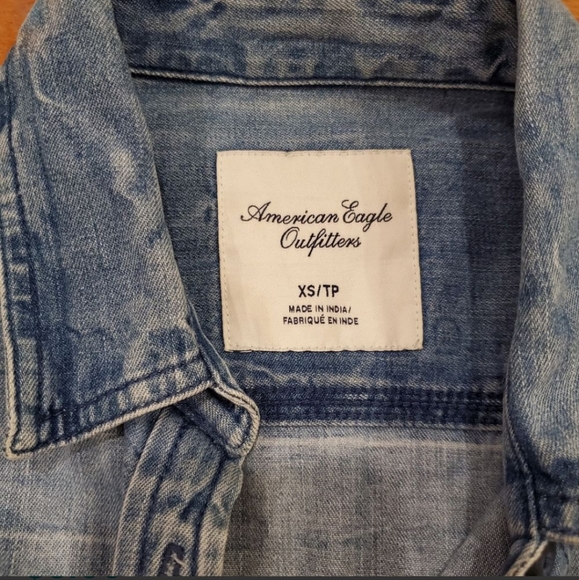 American Eagle Acid Wash denim button down Top - Picture 5 of 6